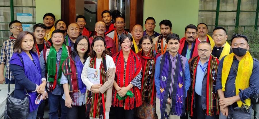 IPR officials and Nagaland media persons along with Sikkim IPR officials and Sikkim Press Club members at Gangtok on May 21. (Morung Photo)